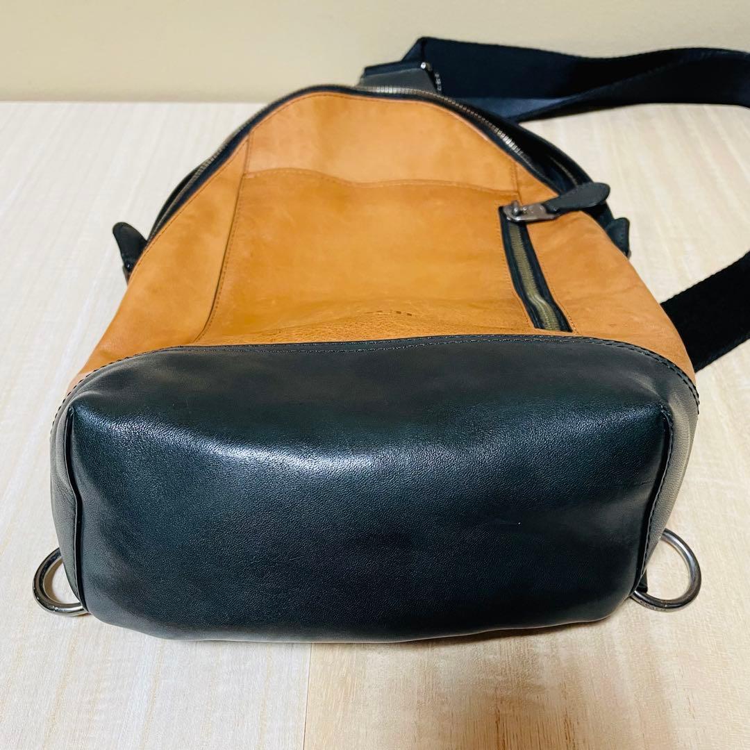 【極美品】COACH/コーチ/オールレザー/ボディバッグ/スリング/72096黒