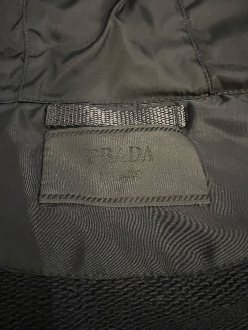 春PRADA プラダ　セットアップ　ジップフーディパーカー&パンツ ブラック　黒