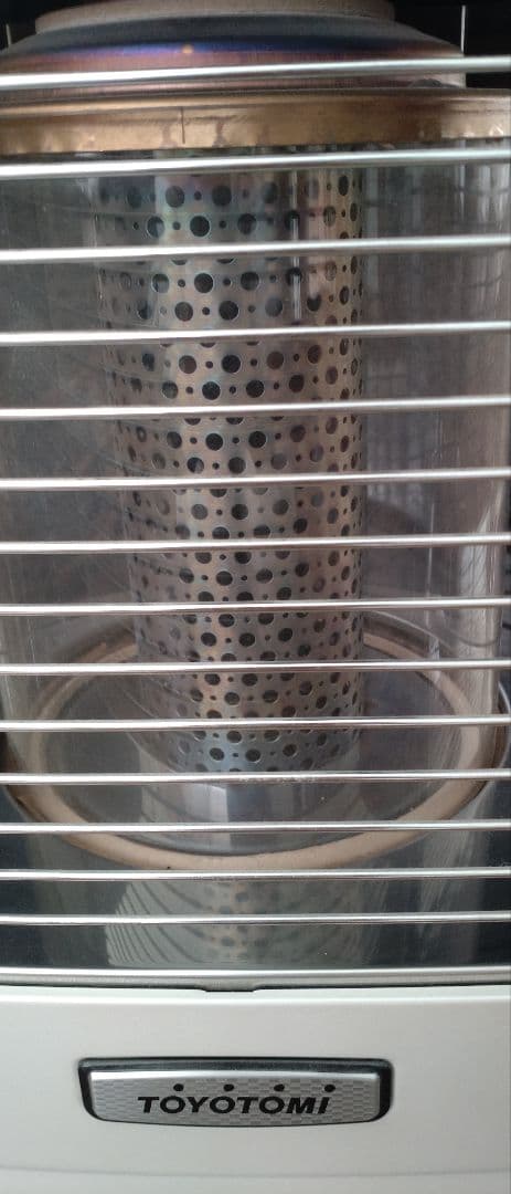 FFストーブ　トヨトミ