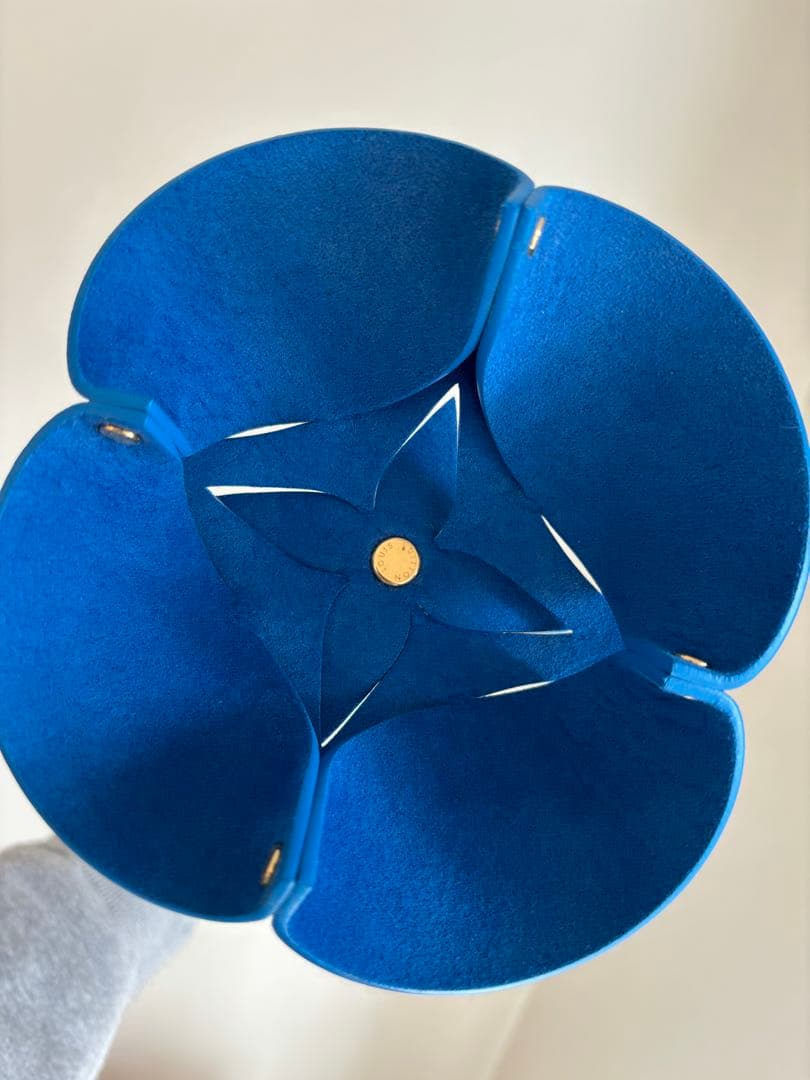 ルイヴィトン LOUISVUITTON LV オリガミ フラワー