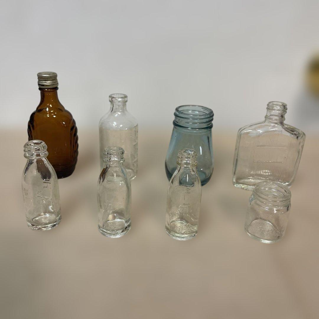 MR-452A ガラス瓶8本セット　コレクション　アンティーク　レトロ　瓶