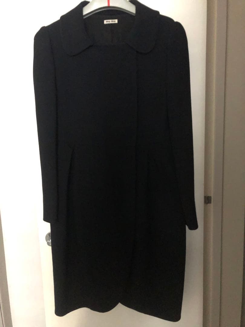 miu miu ミュウミュウ　ブラック ラウンドカラー　コート
