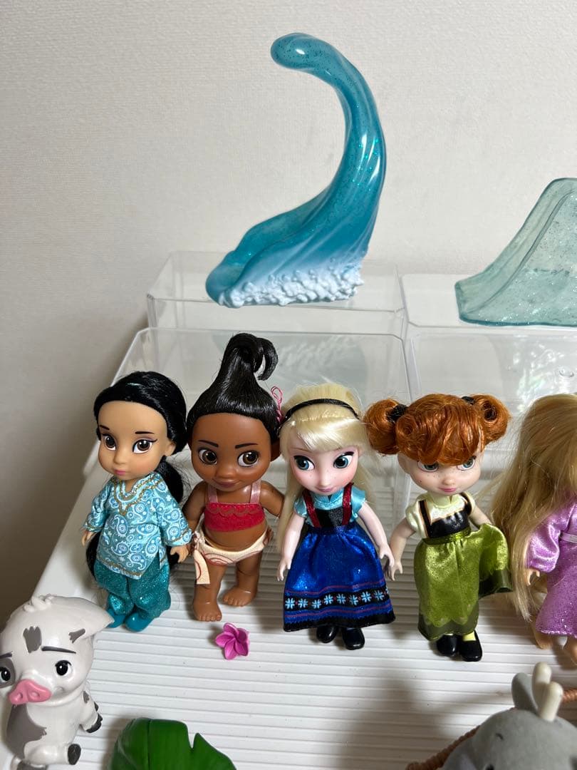 ディズニー、アニメータードール（ミニ）アナ、エルサ、モアナのお人形、小物