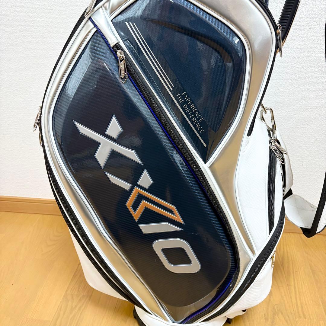 廃盤希少モデルXXIO プロレプリカモデル　キャディバッグ