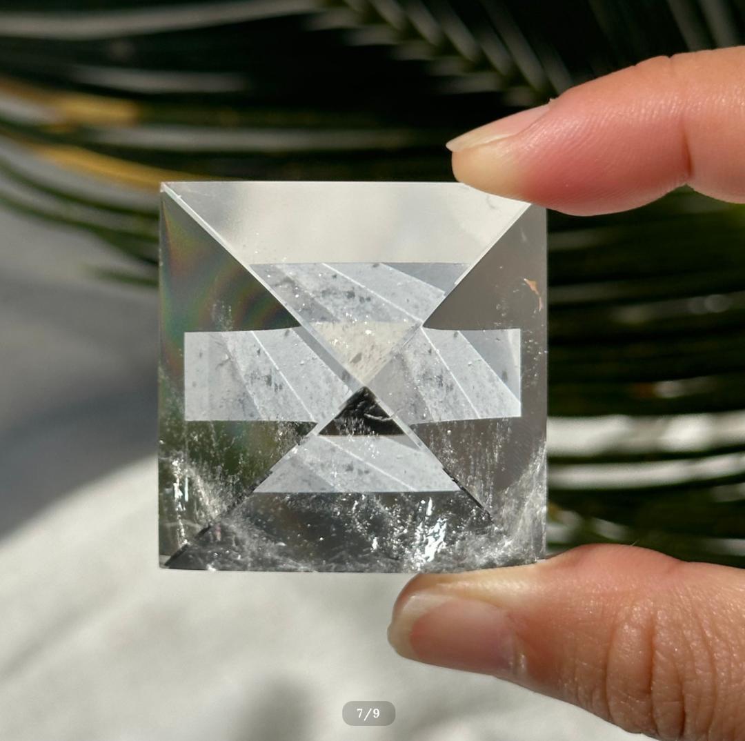 【レムリアン水晶】 ピラミッド シェイプ D ブラジル産