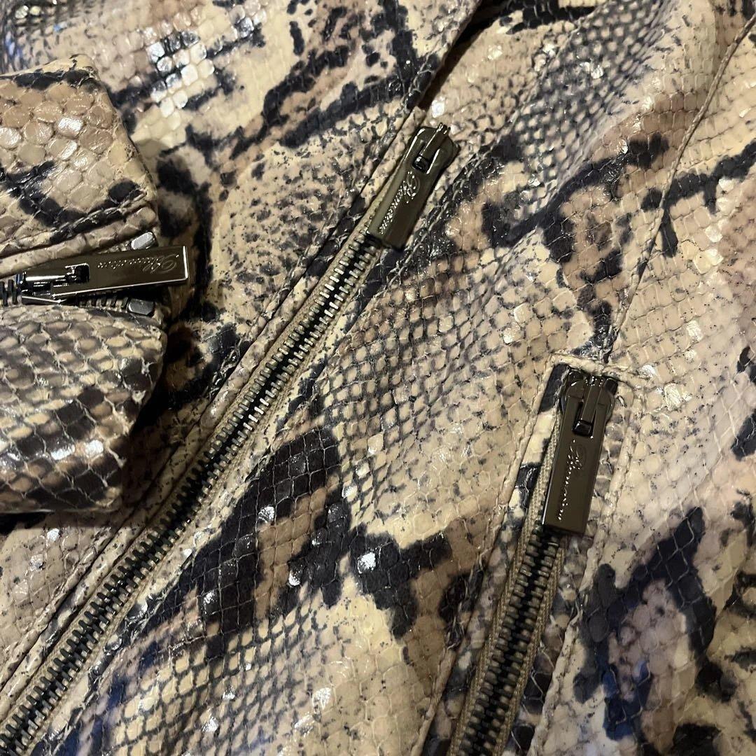 Blumarine ブルマリン　ヘビ柄ライダースジャケット