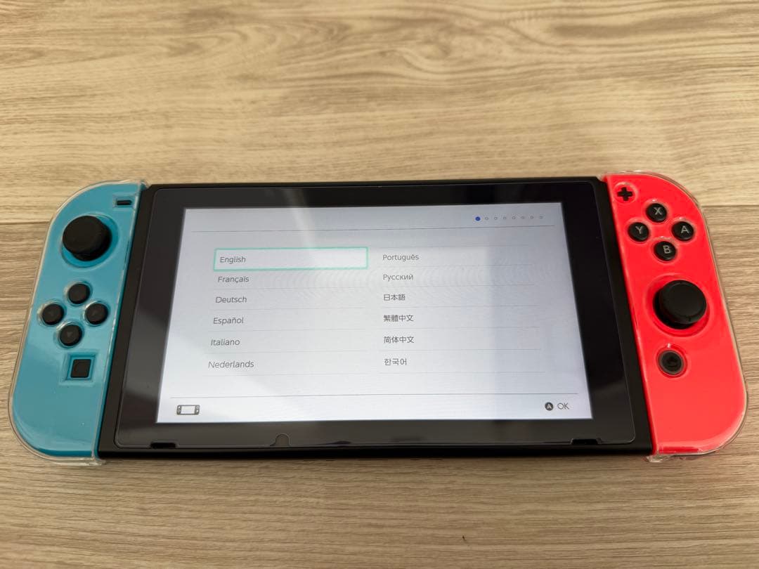 Nintendo Switch 本体 64GBマイクロSD付き