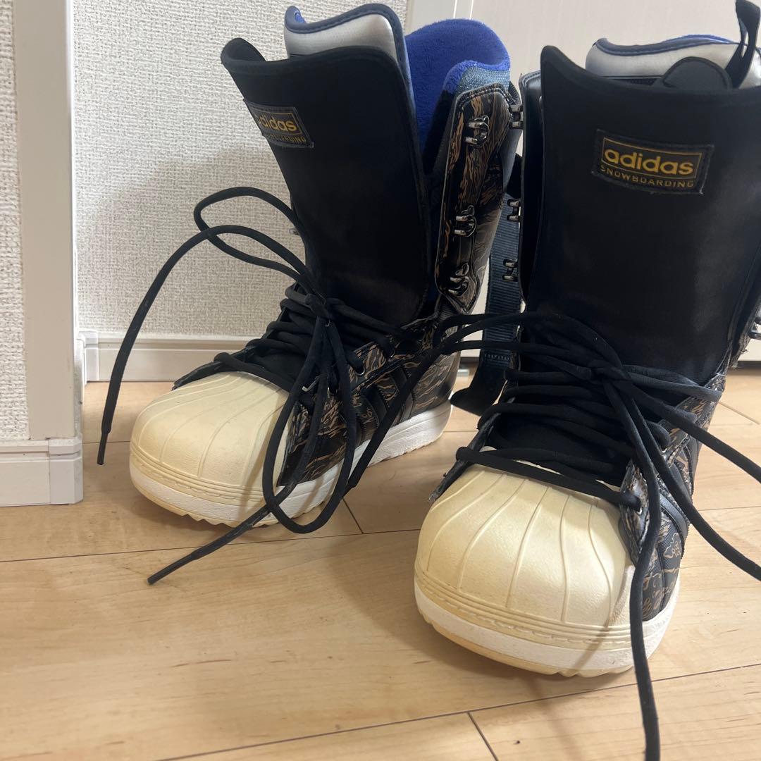 adidas スノーボードブーツ