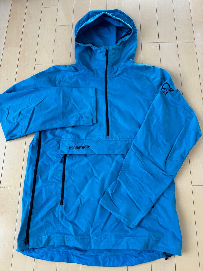 ノローナ　スヴァルバールコットンアノラック　men's s表示ですがM/L