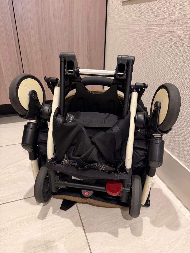 【正規品 売り切り】BABYZEN YOYOベビーカー　ベージュホワイトフレーム