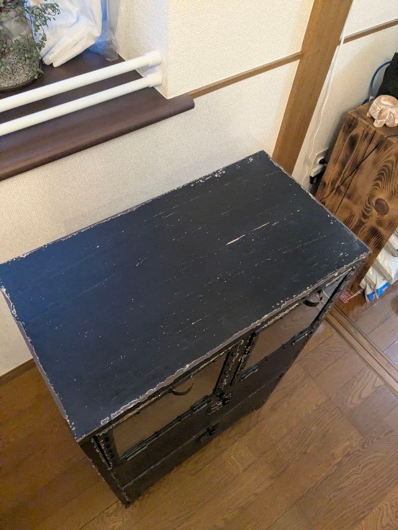 シャビー塗装 インダストリアル スチールキャビネット 温故知新 アンティーク調