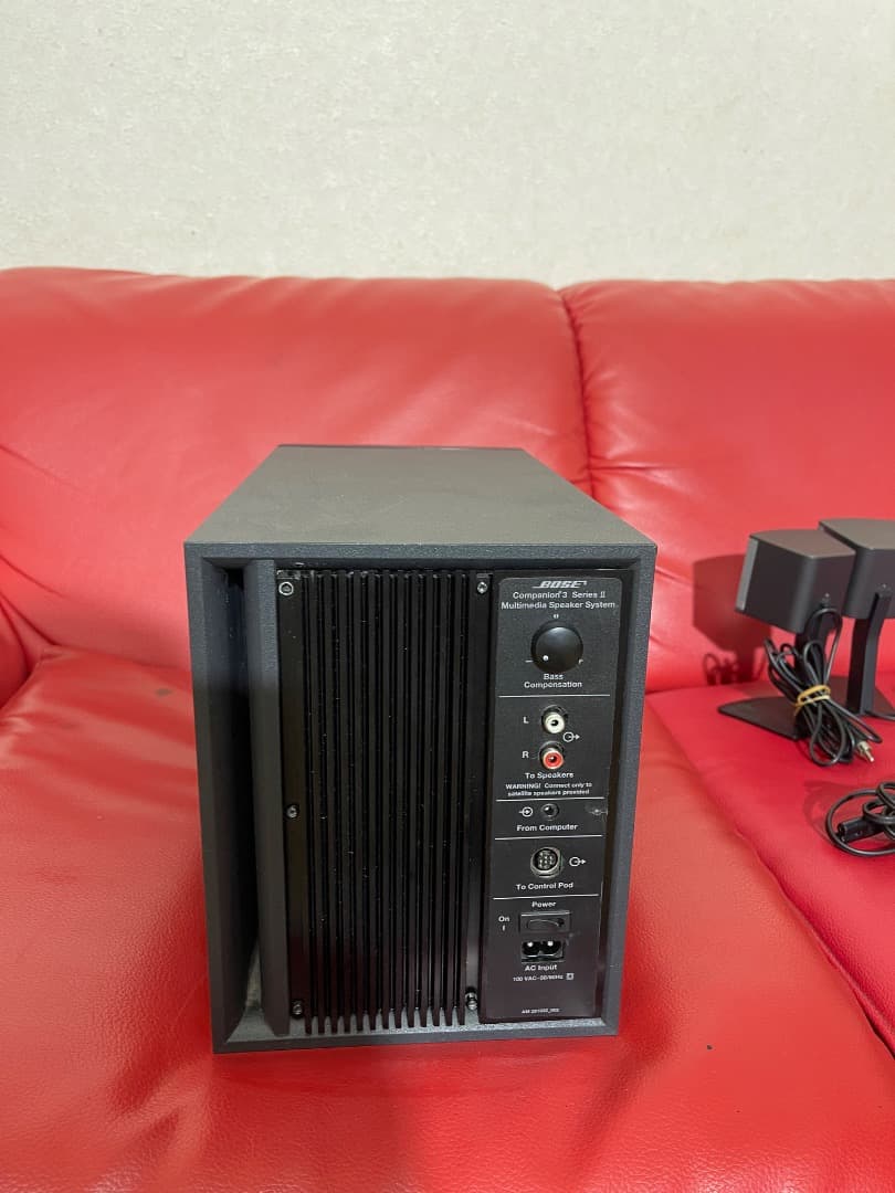 Bose companion 3 seẻies ii