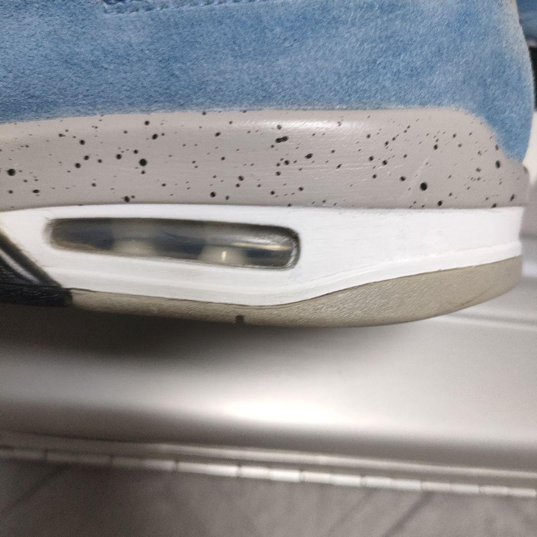 値下げ　ナイキ エアジョーダン4レトロ ユニバーシティ