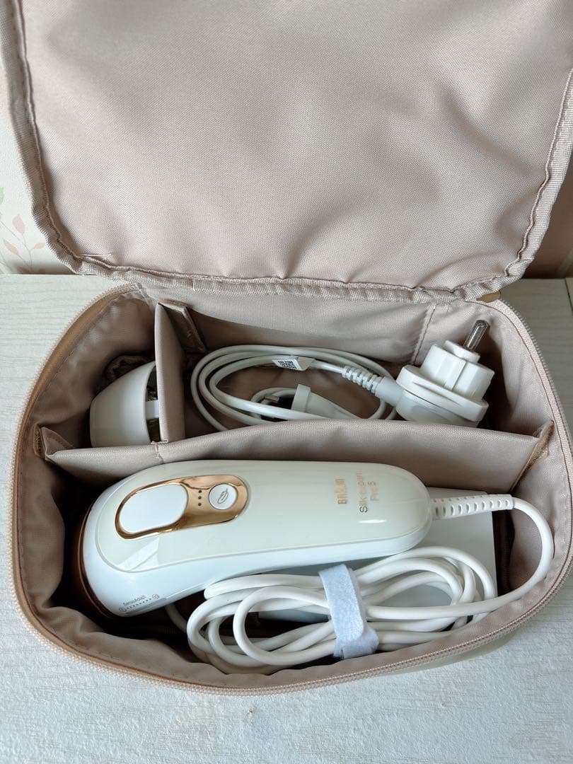 BRAUN Silk.expert Pro5 脱毛器