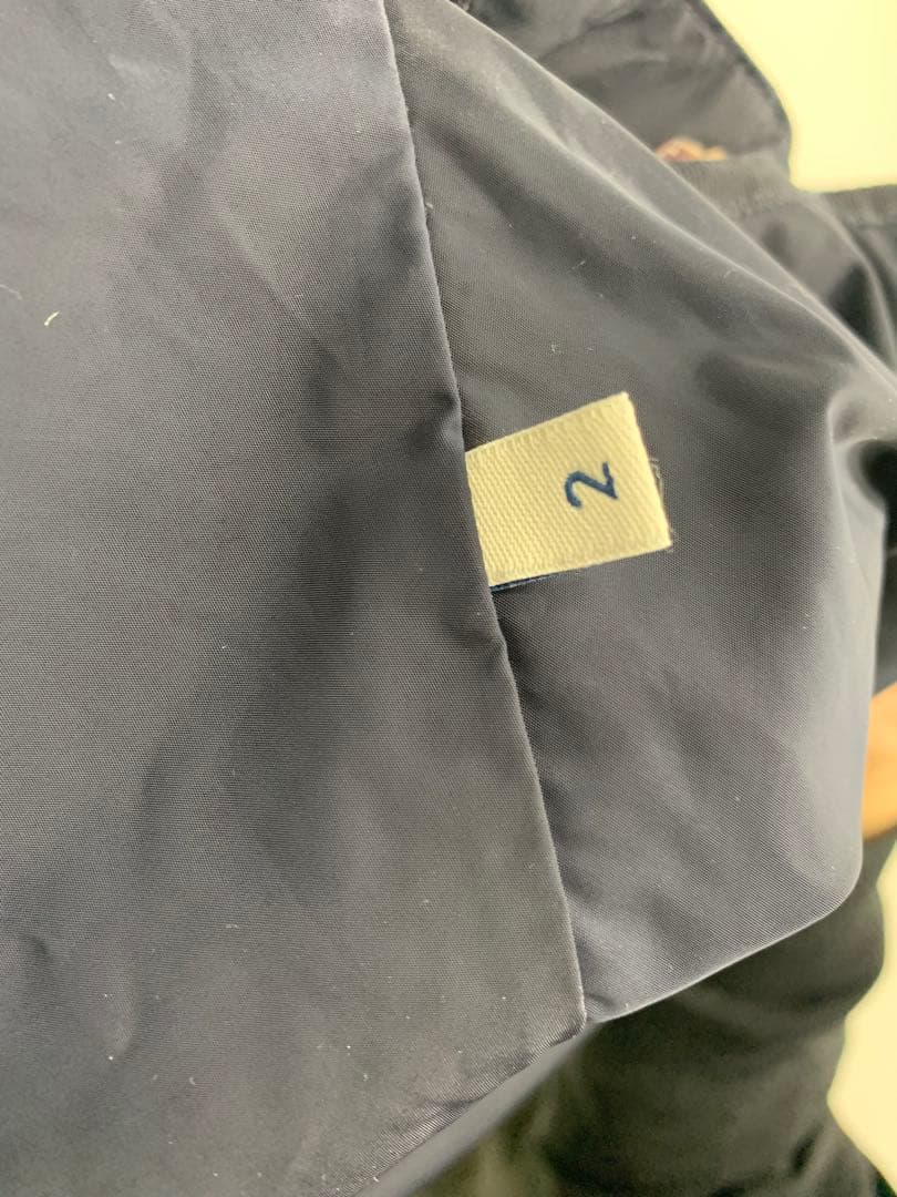 MONCLER フード付きネイビージャケット