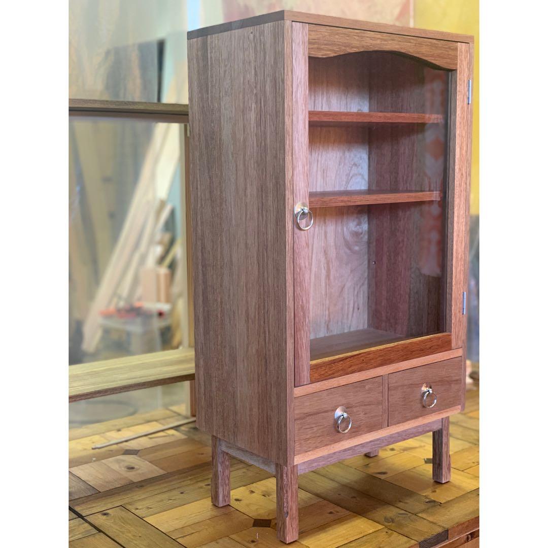 Yukosknit　キャビネット