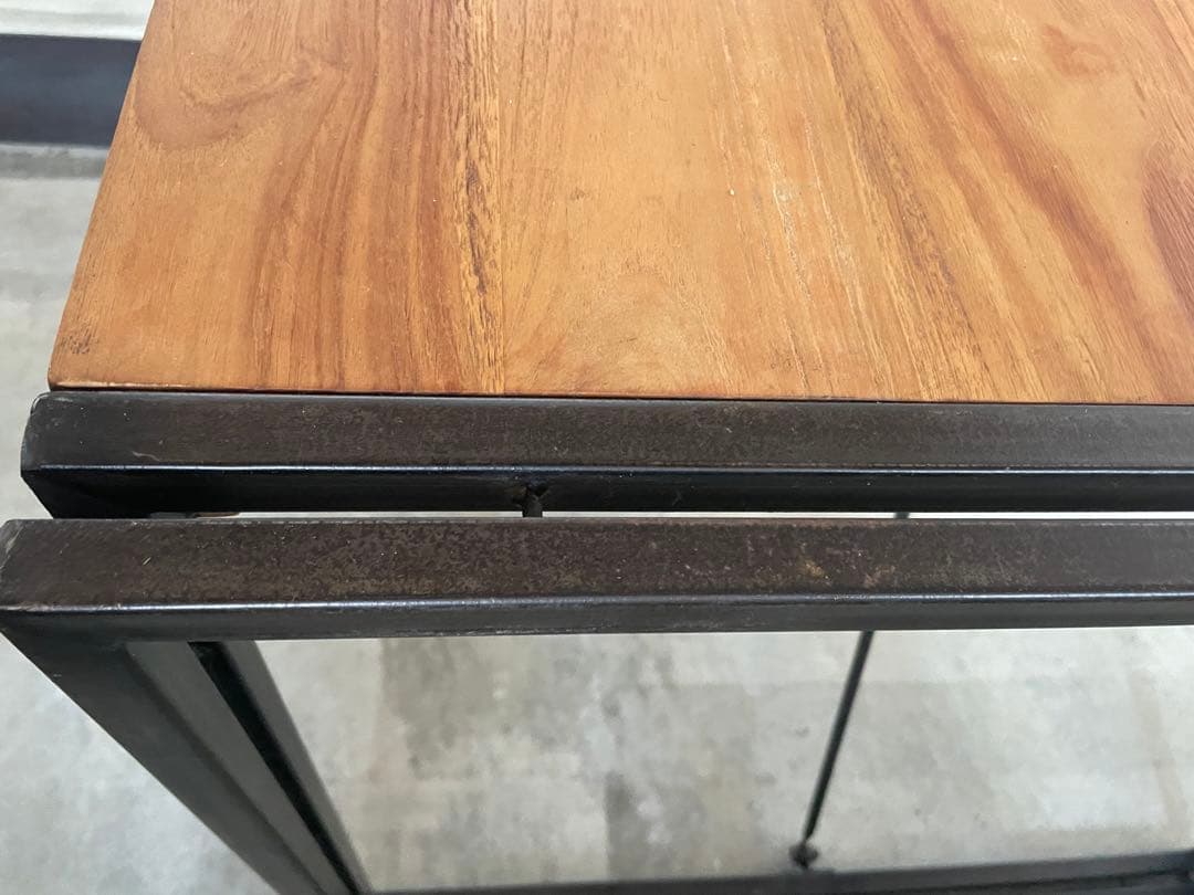 ダイニングテーブル　bisco