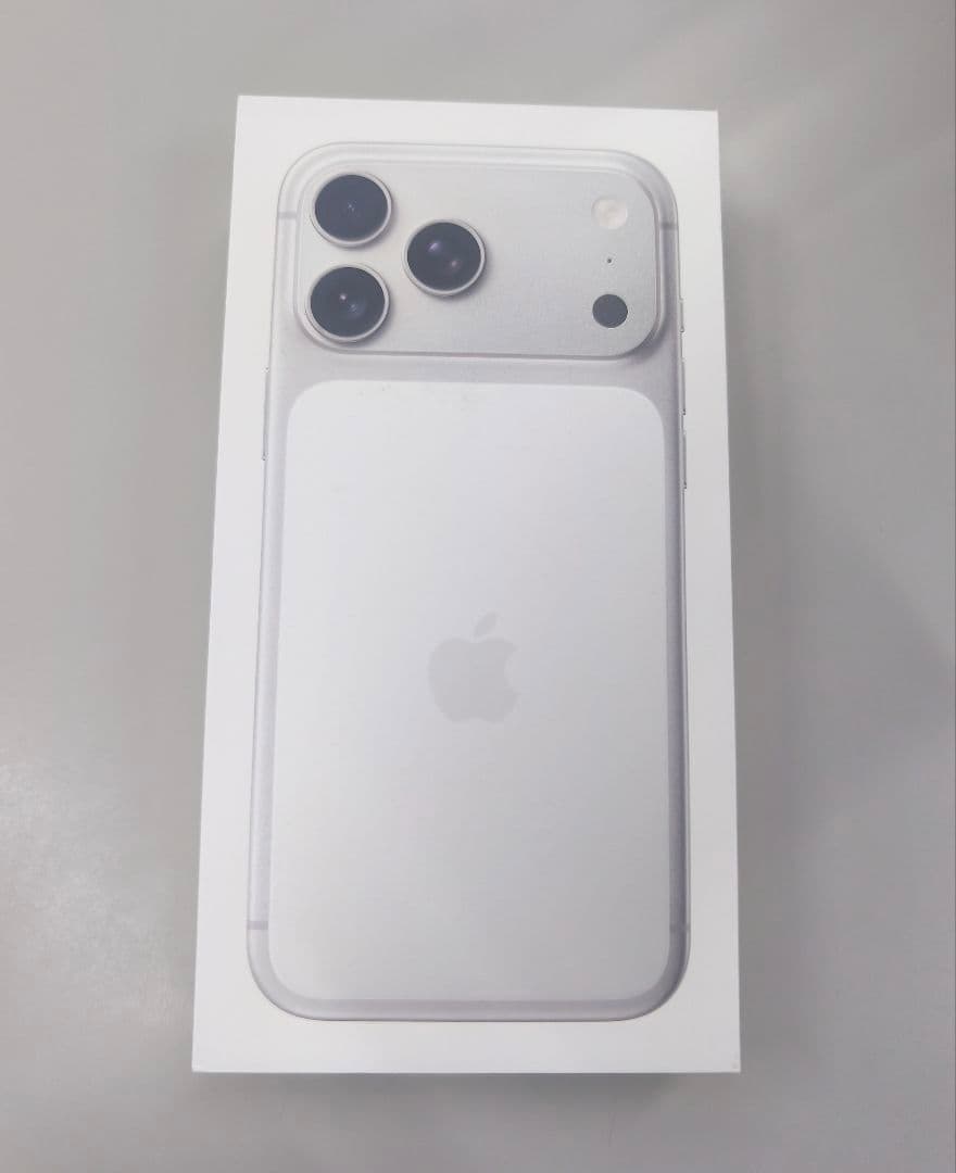 Apple iPhone 17Pro Max ホワイト 本体256GB