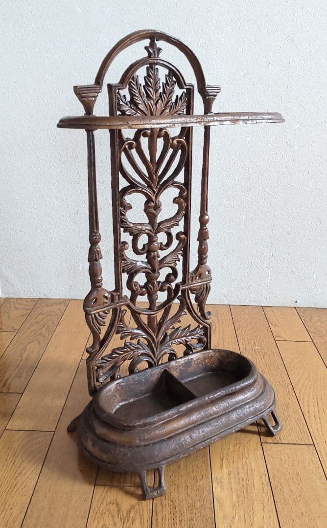 鋳鉄製 　傘立て 　アンティーク調