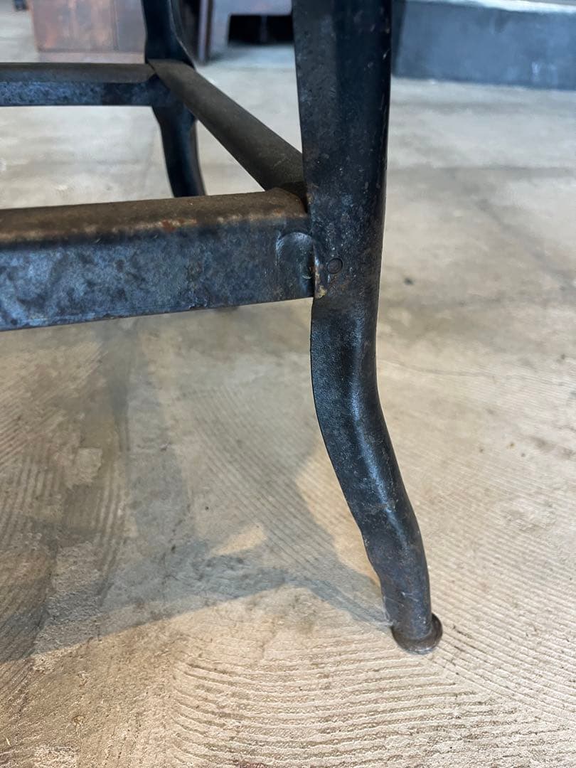 インダストリアルスツール