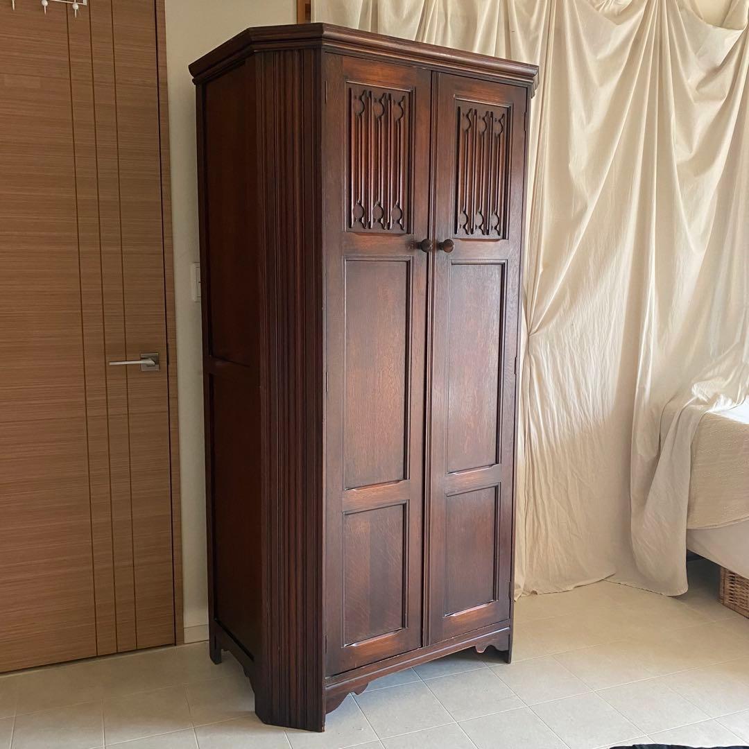 イギリス　アンティーク　ワードローブ　英国カントリー　ヨーロピアン　キャビネット