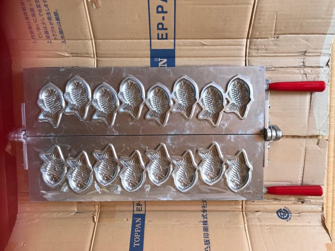 新品・未使用　12匹ミニたい焼きの焼き板　蜜元ガス式饅頭機専用　業務用アルミ製