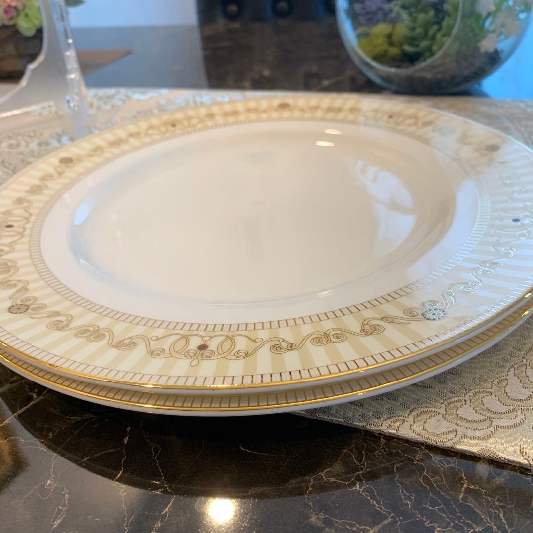 未使用　ウェッジウッド アレクサンドラ　シャンパン　27cm ディナープレート