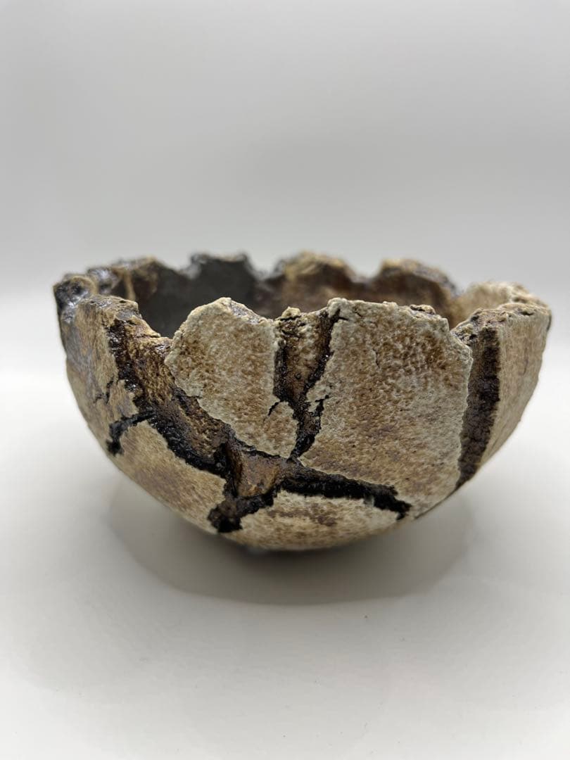 リ*ィ様 格安スタート　宮本果林さん　裂罅　れっか　陶器製植木鉢　割れ目デザイン