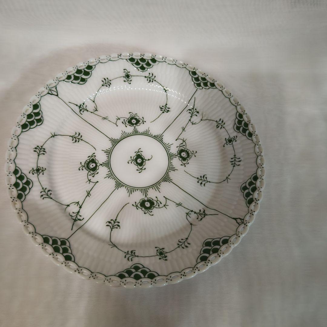 未使用 ロイヤルコペンハーゲン グリーンフルーテッド フルレース 24.5cm