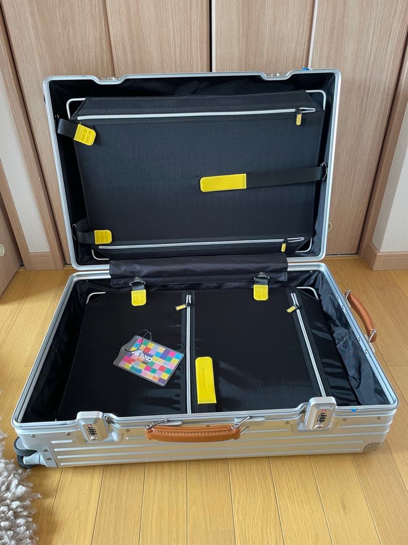 innovatorイノベーター　アルミスーツケース70L