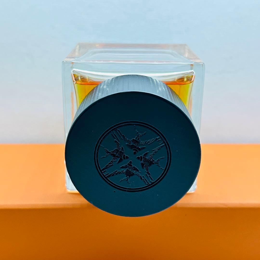 LALIQUE OMBRE NOIRE 香水