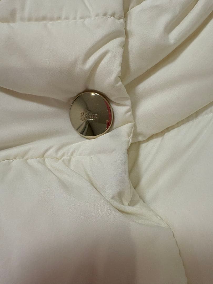 【美品】Herno ダウンジャケット　スタンドカラー　アイボリー