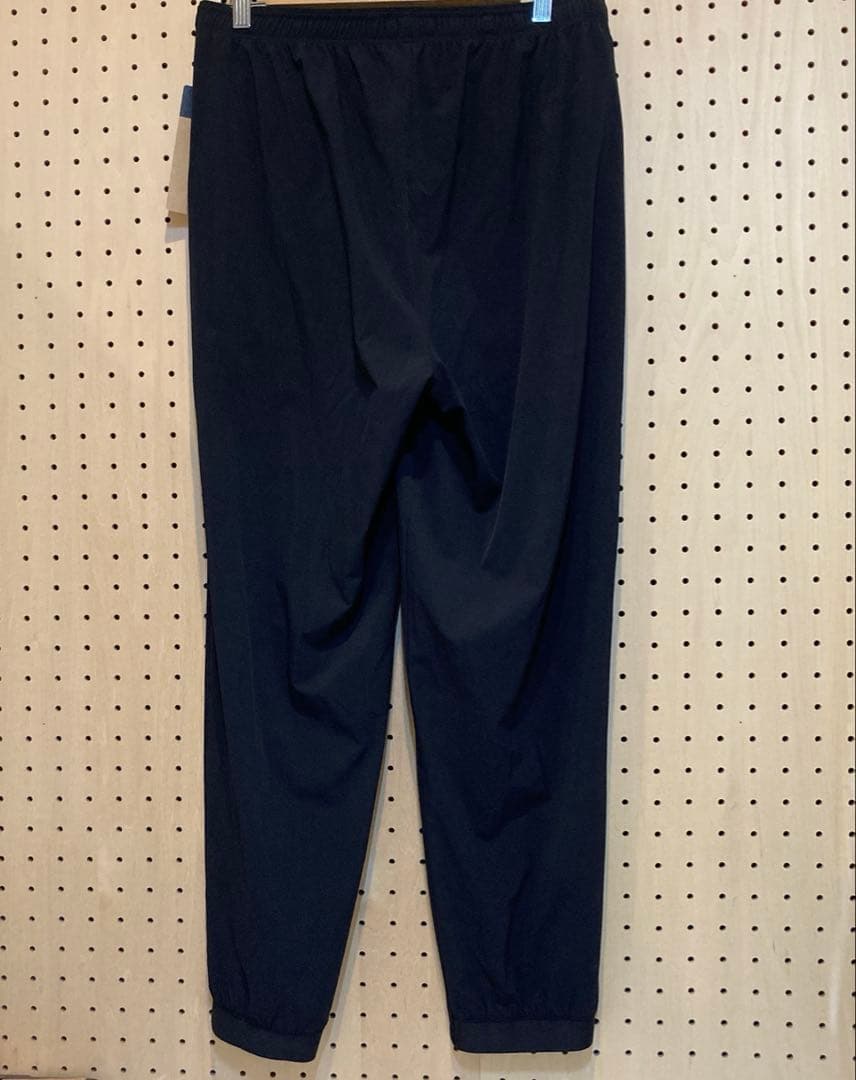 メンズフレキシブルロングパンツ L（NB12582）