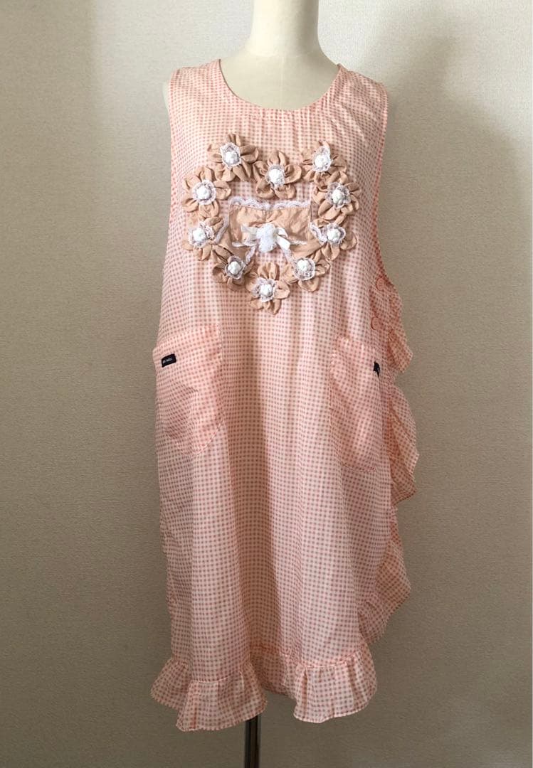 お花モチーフ エプロンドレス