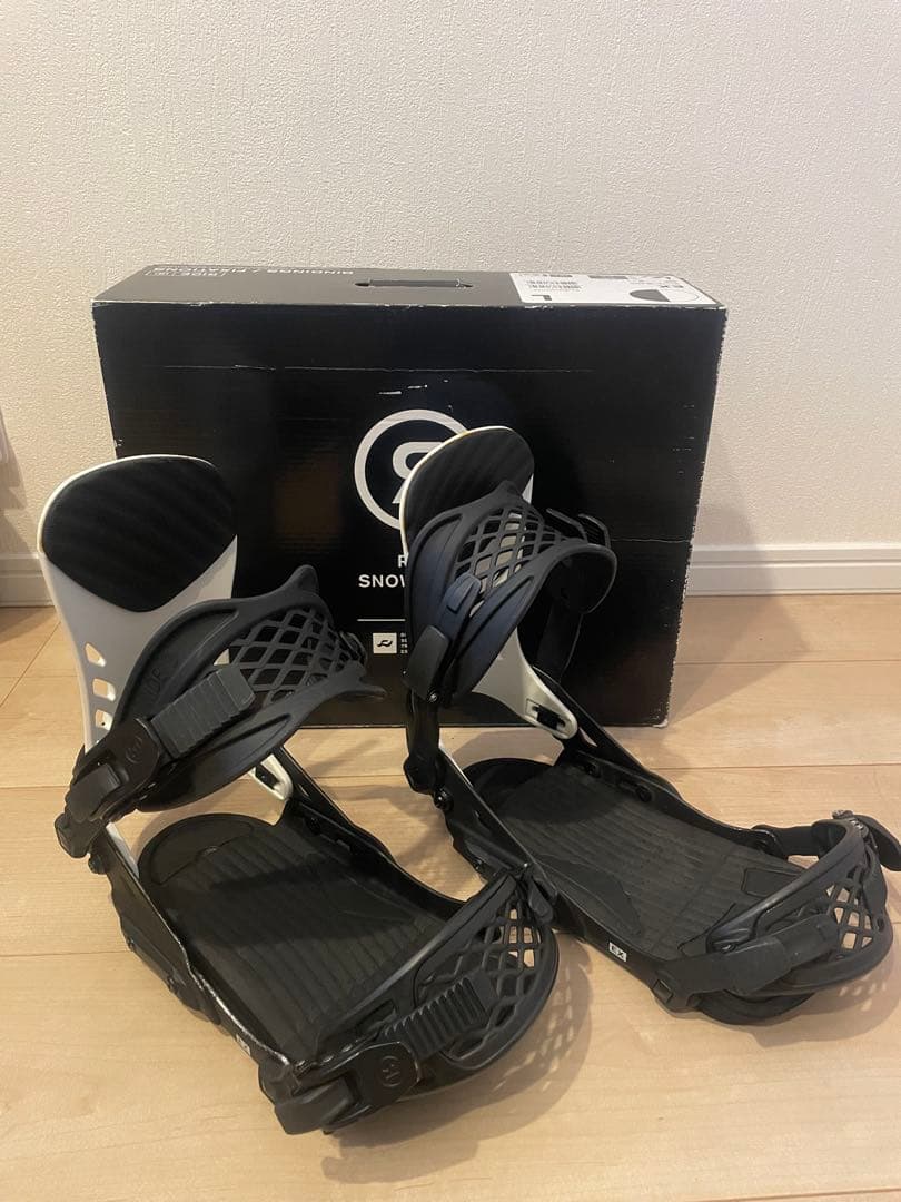 値下げ　RIDE スノーボード ビンディング ホワイト/ブラック