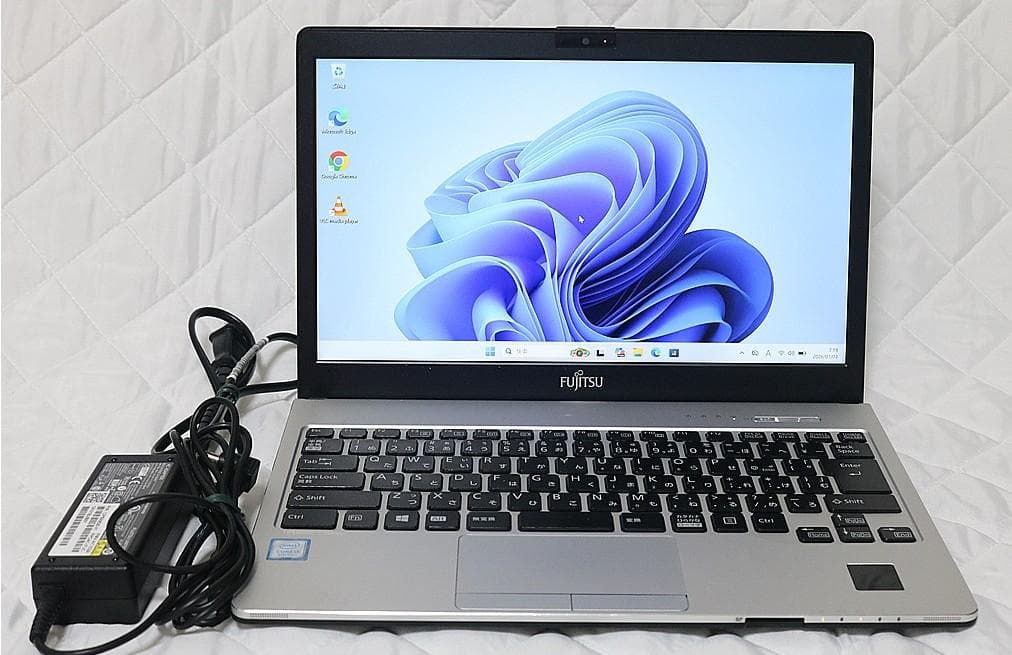 ☆富士通 S938/S☆Win11☆Core i5☆8G☆SSD☆薄型軽量☆