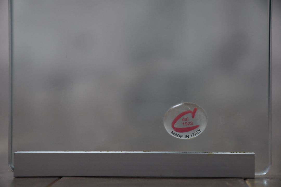 EIC16 カリガリス REAL リアル ガラスローテーブル リビングテーブル