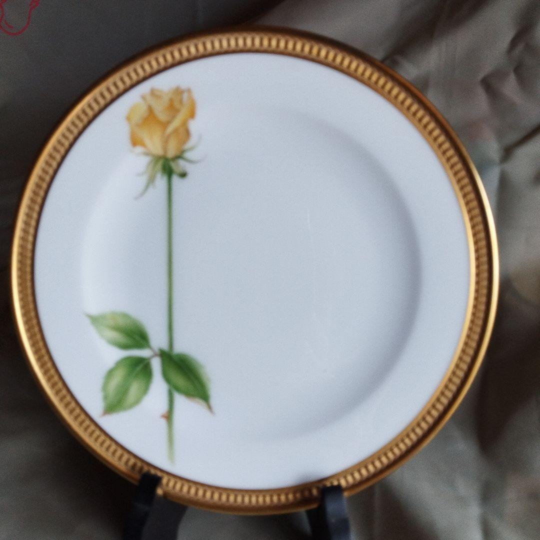大倉陶園プレート　１本の薔薇(イエロー　)20㌢