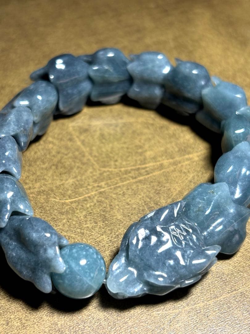 グアテマラ翡翠ドラゴンブレスレット（新品未使用）15㎜超高品質ブルー　鑑定書付き