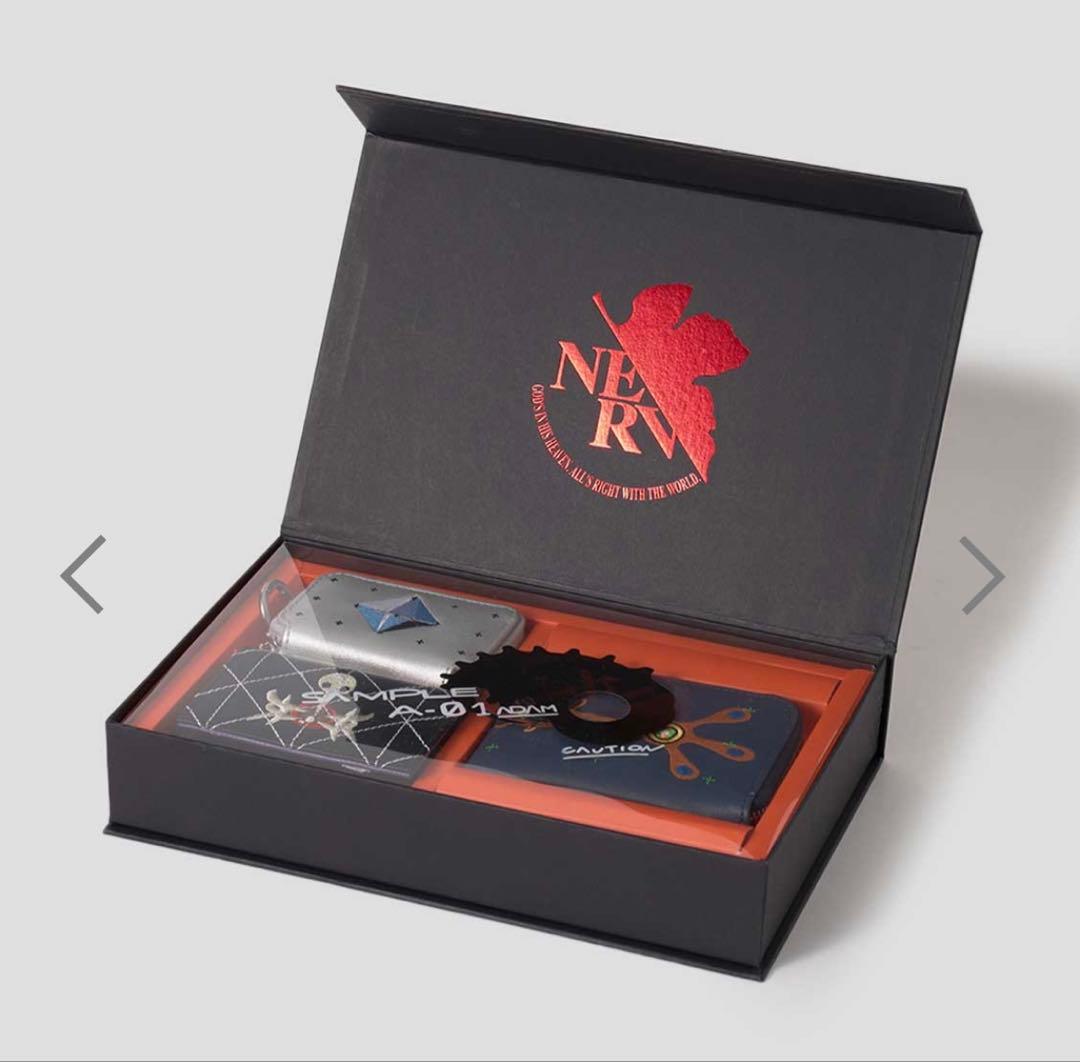 【グラニフ】新世紀エヴァンゲリオン アダム計画 ウォレット＆キーケース3P