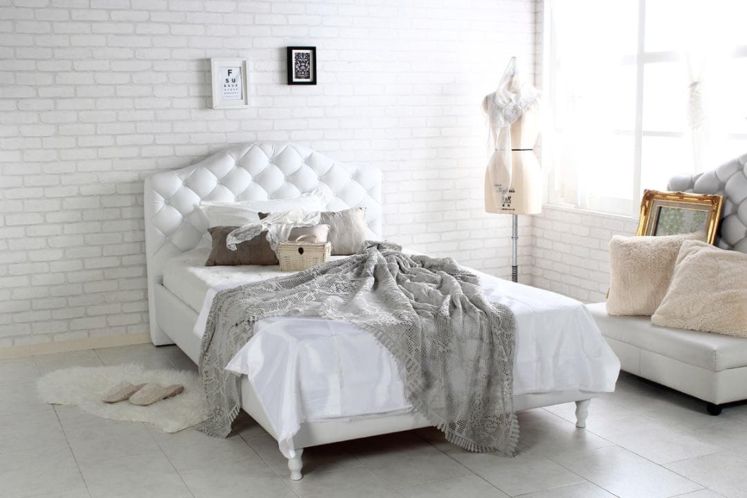 【シングル　ホワイト】 ホテルライクなエレガントベッド 【フレームのみ】