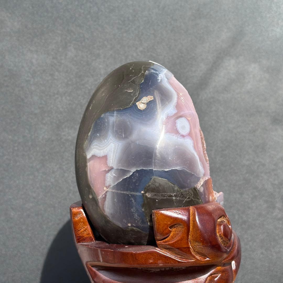 ウルグアイ産❣️天然石 瑪瑙の卵形　置物D.474