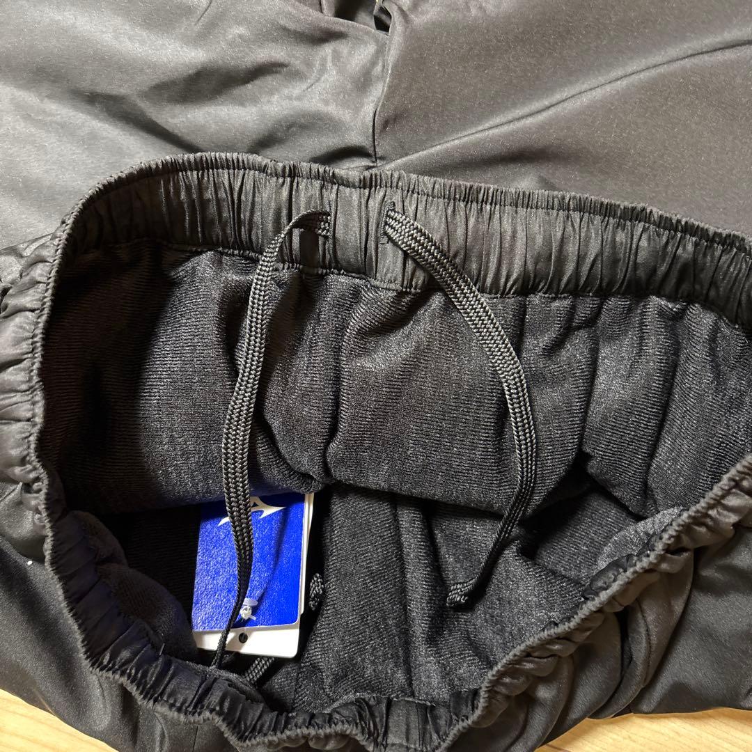 新品　ミズノ　メンズ　ブレスサーモ　ウィンドブレーカージャケットパンツ上下