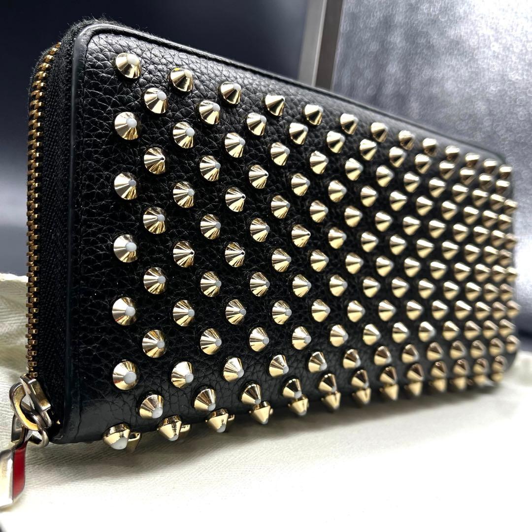 ルブタン 長財布 ラウンドファスナー パネトーネ 金スタッズ レザー シボ革 黒