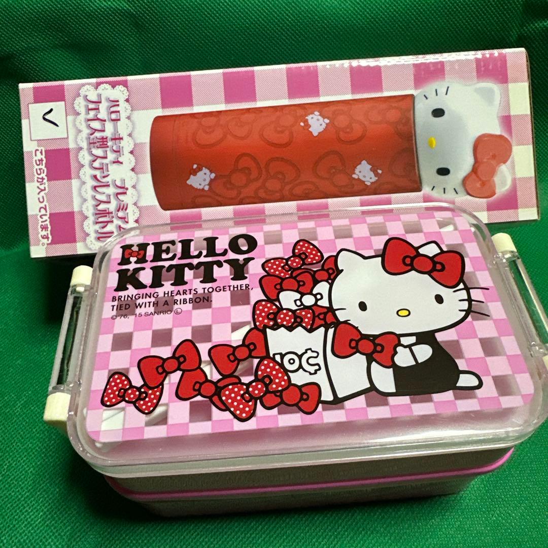 HELLO KITTY プレミアムフェイス型ステンレスボトル&2段式弁当箱セット