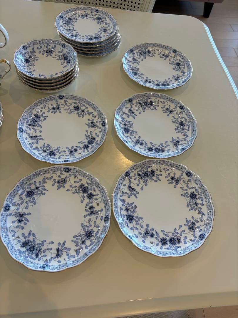 ナルミ　食器セット　ボーンチャイナ　ミラノ　5人用