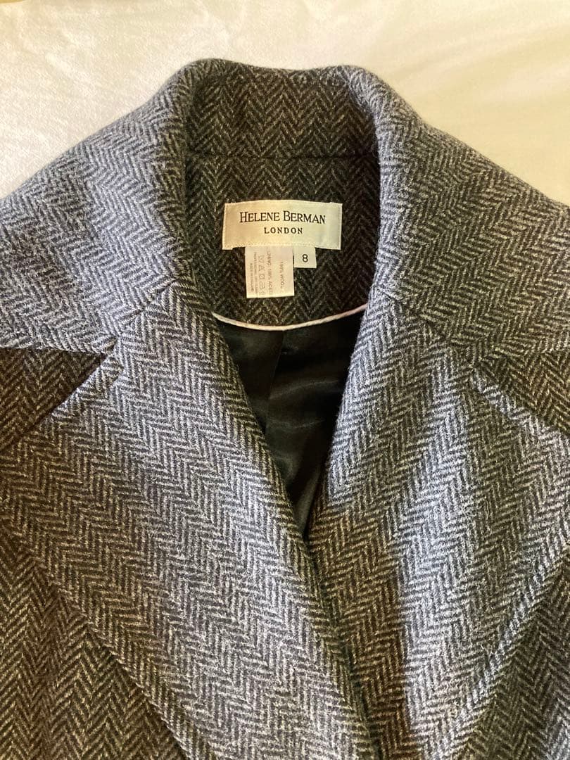 ヘリンボーン柄のマキシ丈チェスターオーバーサイズコート 5.5万