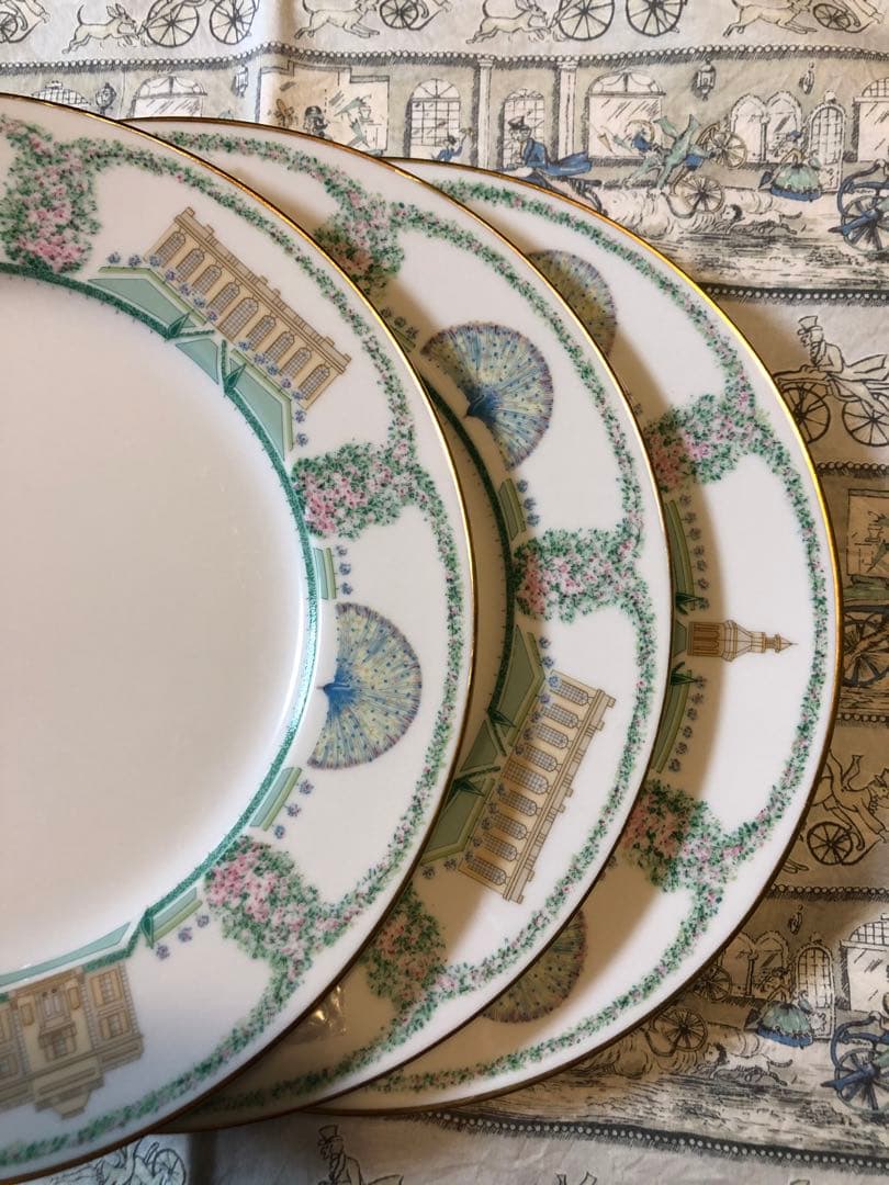 ベルナルド の  ［バガテル］のデイナープレート　3枚