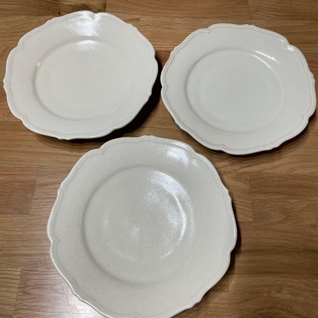 Awabi ware アワビウェア　岡本純一　輪花皿3枚セット　アイボリー