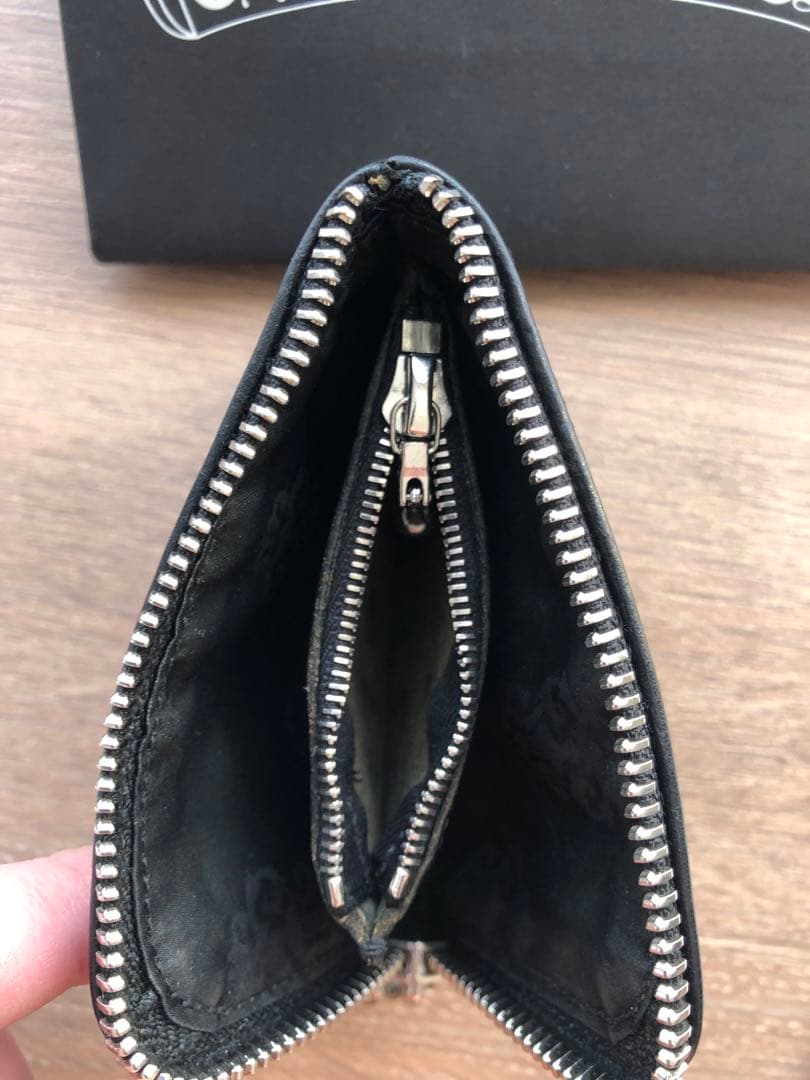 クロムハーツ タイニー ZIP 1セメタリークロスパッチ ウォレット